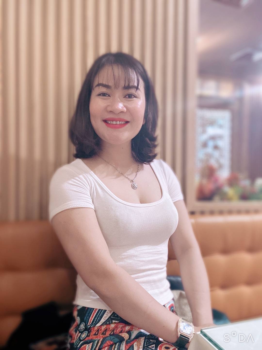Hằng Trịnh Profile Picture