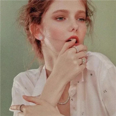 dearc uidear Profile Picture