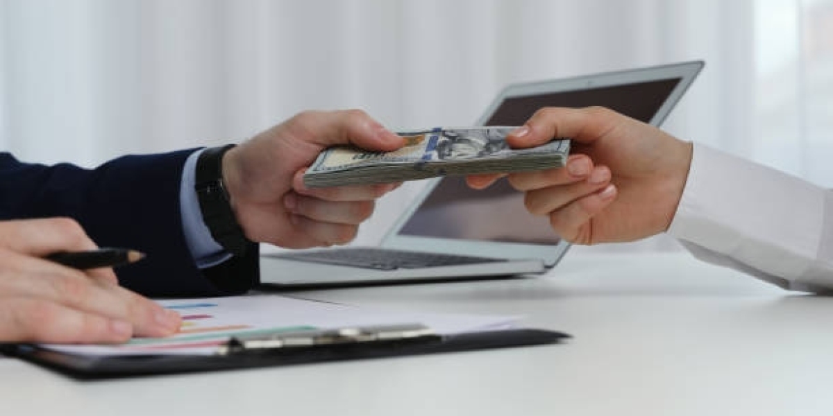 Finding the Right Fit: How to Choose a Reliable Money Lender Near Me