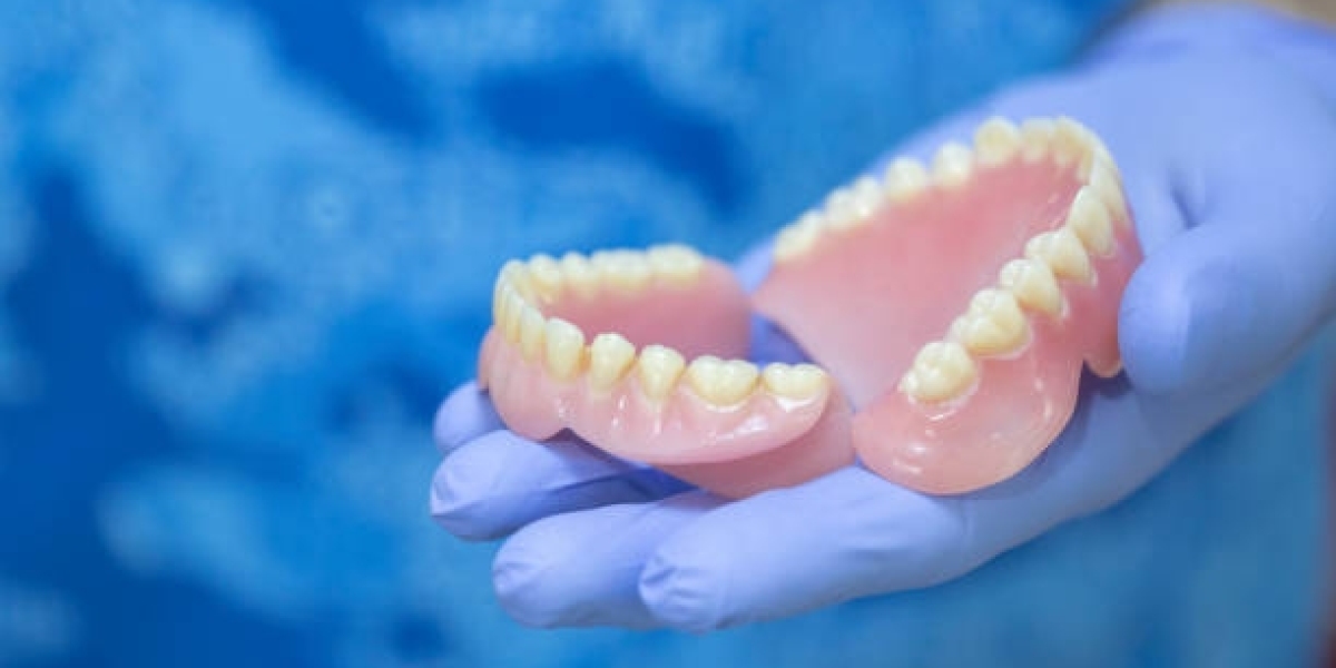 Top Dentures Treatment in Mumbai by Opal Dental – Restore Your Smile with Confidence