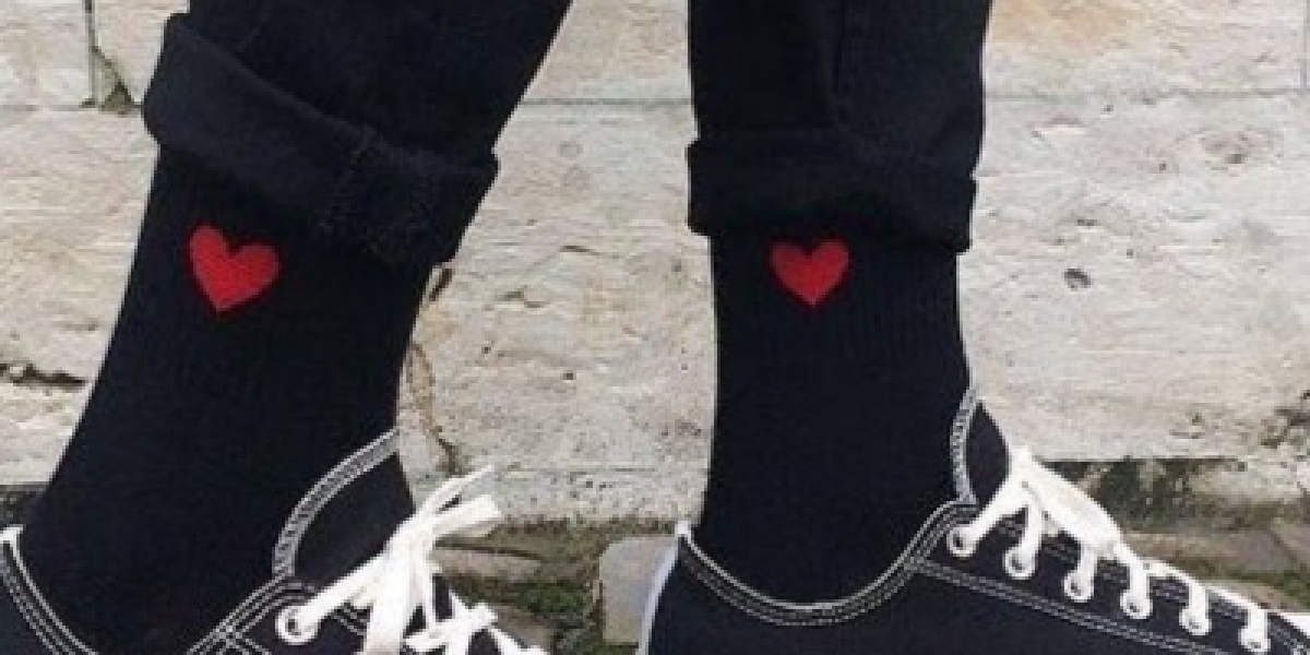 What Fashion Experts Notice About Comme Des Garcons Converse Trends