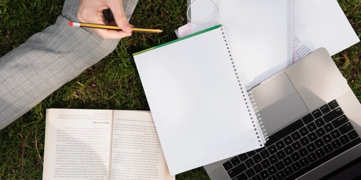 Logistics Dissertation Topics That Reflect Today’s Supply Chain Challenges