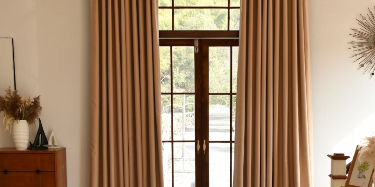 Custom Size Curtains for Living Rooms: Simple Guide to Fabric and Style Selection