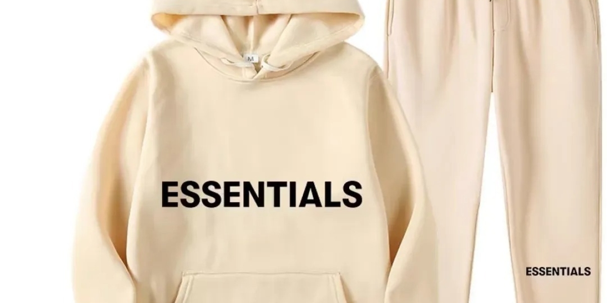 Secure Your Essentials Tracksuit Summer Sale Comme des Garcons Look