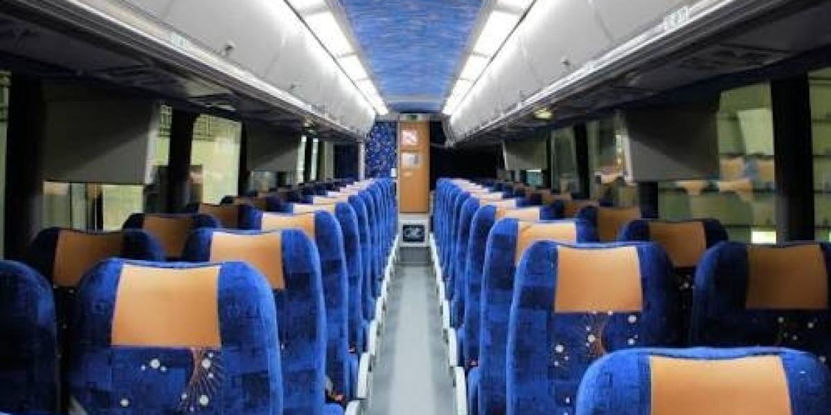 Coach Bus Rental Toronto: Comfortable, Reliable, and Easy Group Travel Solutions
