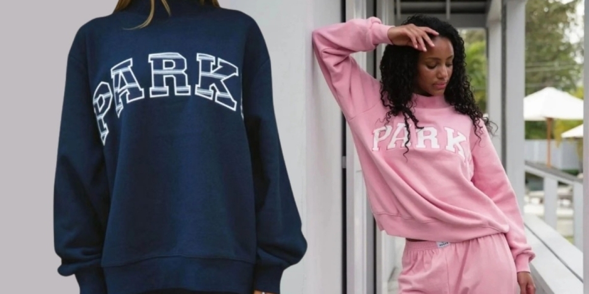 Parke Sweatshirt Looks for Soft Cozy Energy