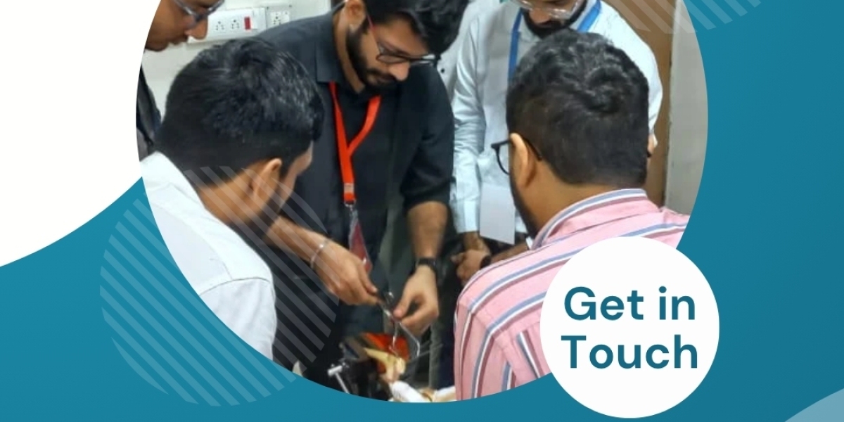 Spine surgery specialist in Mumbai