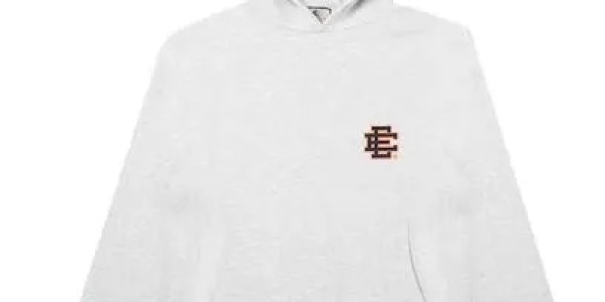 Eric Emanuel: Premium Streetwear Inspired by Sports Culture