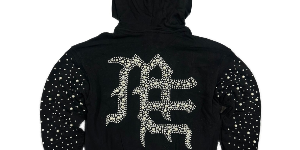 Why Emotion-Centered Fashion Continues to Grow