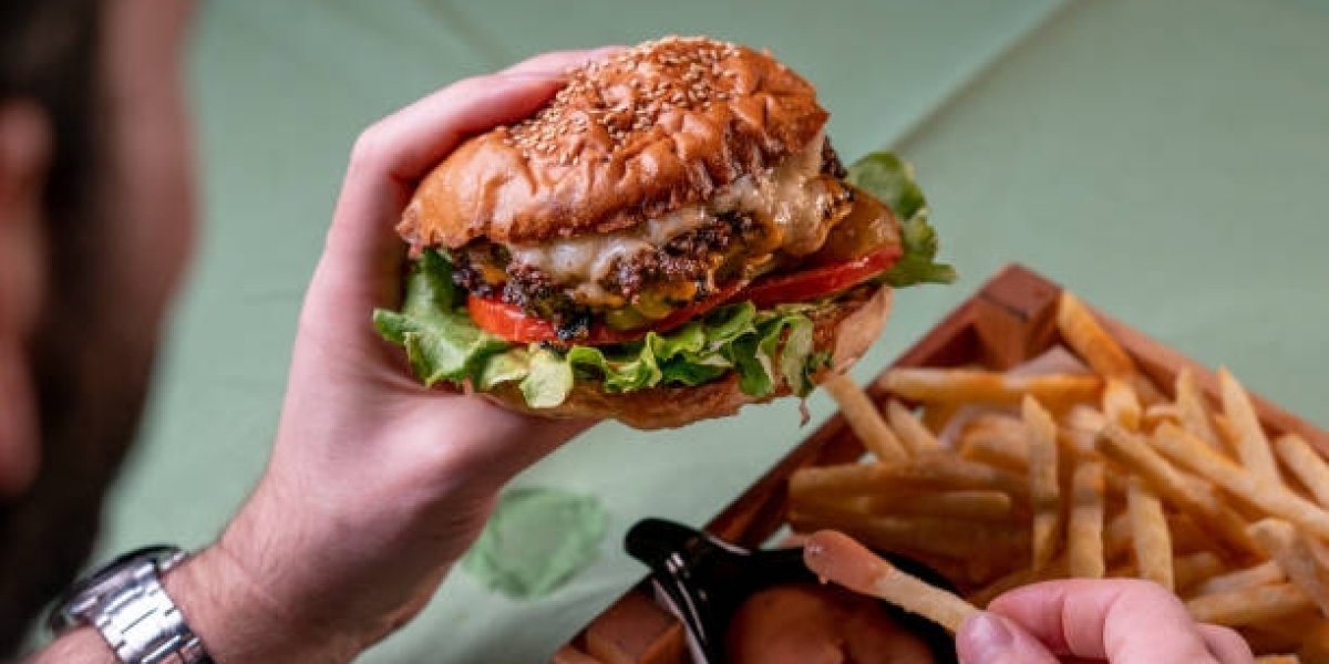 Best Beef Burger In Karachi: A Guide to the Juiciest Burgers