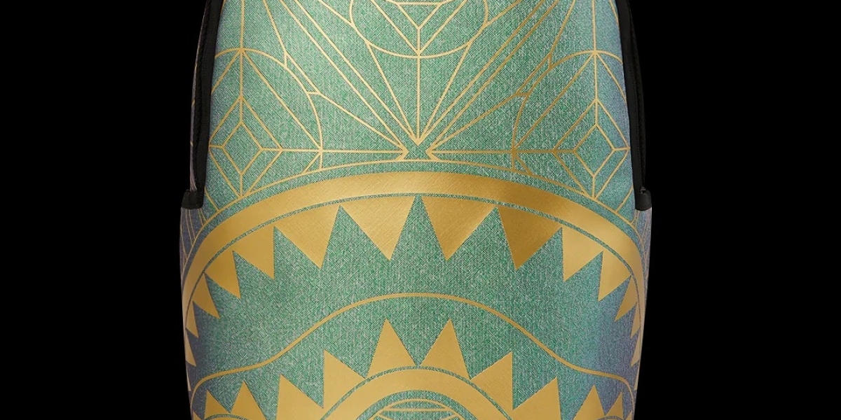 Top Reasons Fashion Influencers Love a Sprayground Backpack