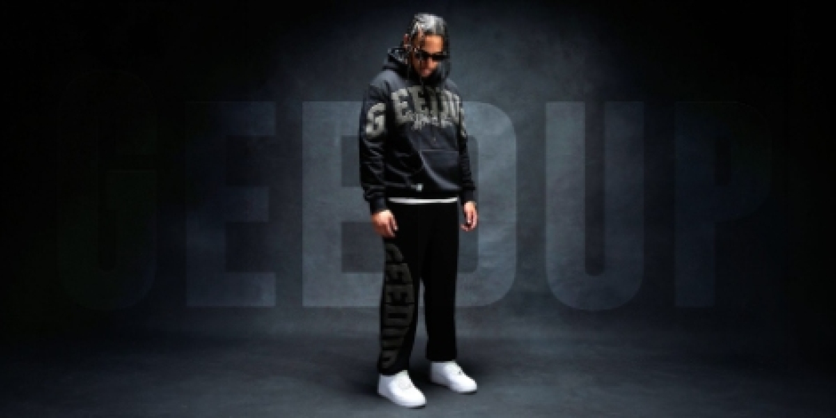 Geedup Hoodie: A Statement Piece in Modern Streetwear