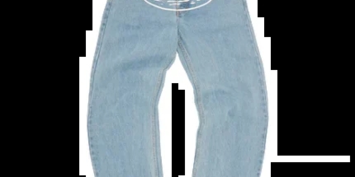 Corteiz Cargos: The Streetwear Essential That Defines Modern Urban Fashion